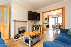Sitting Room- click for photo gallery